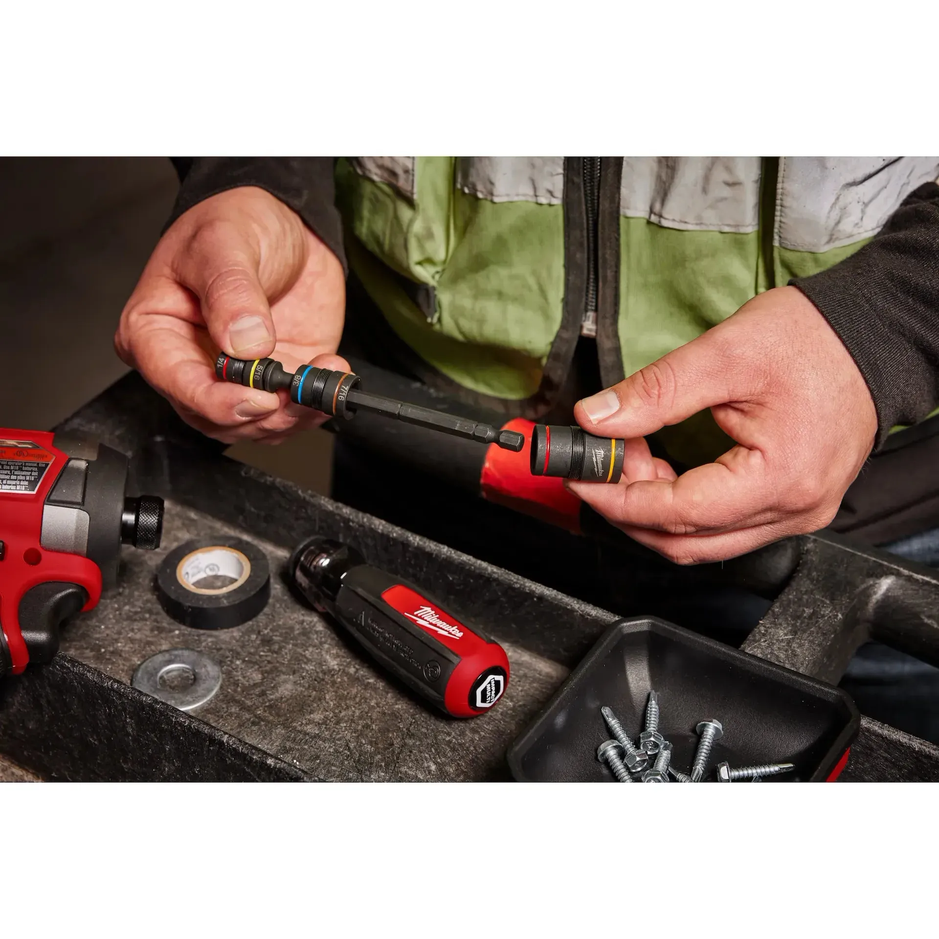 Driver - Milwaukee Multi-Nut Driver W/ SHOCKWAVE Impact Duty™ (flip) Magnetic Nut Drivers, 48-22-2921